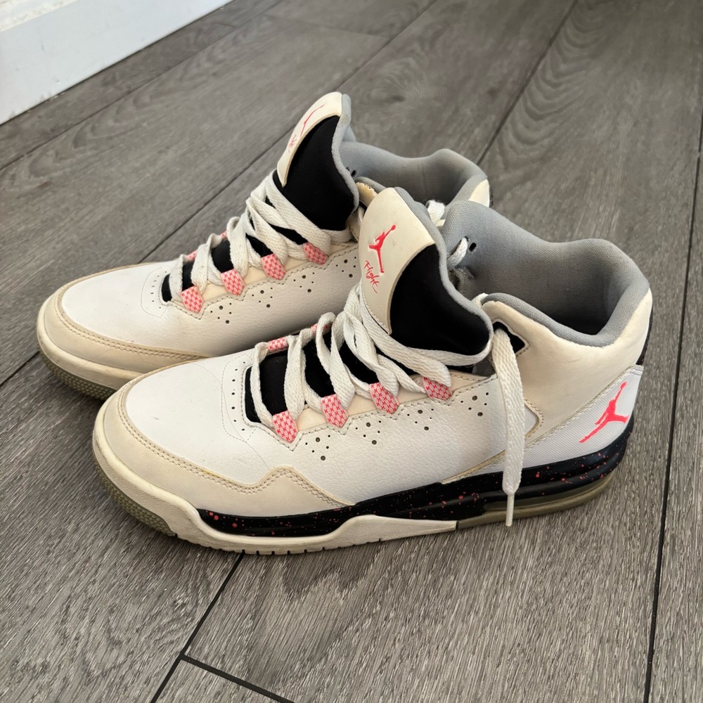 Air Jordan flight